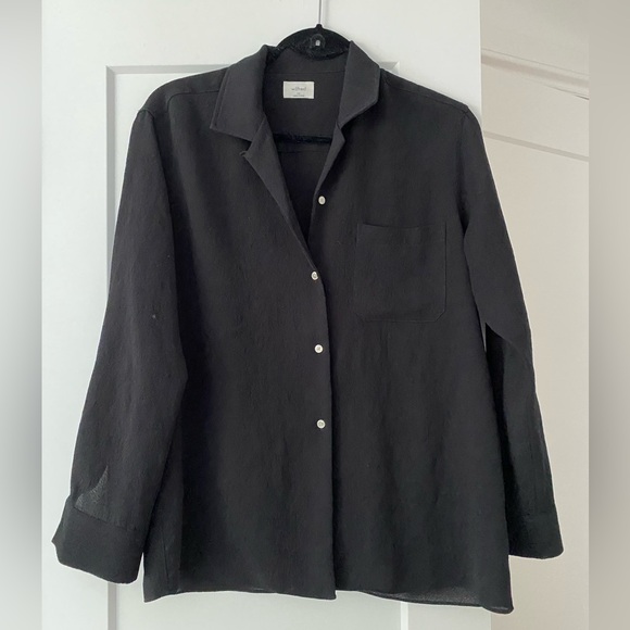 Aritzia (Wilfred) Freedom Shirt - Picture 2 of 2